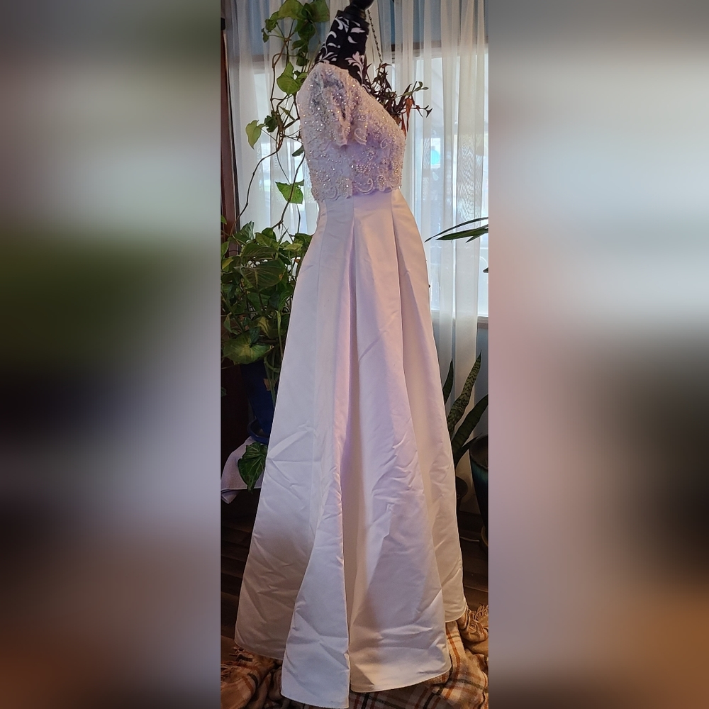 Simplistic Elegance - image 6